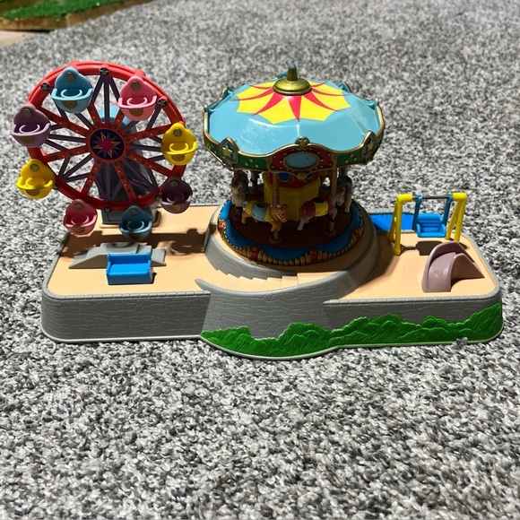 Blue Box Toys Tiny Dreams Musical Amusement Park Polly Pocket Style Vintage - Picture 1 of 12